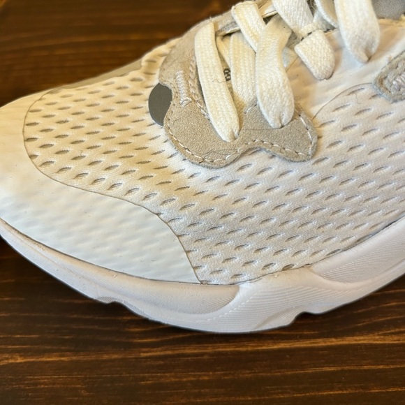 Sorel Women’s Kinetic RNEGD Lace Up Sneakers - Picture 7 of 8